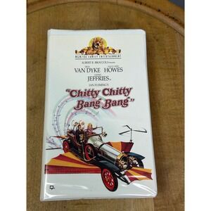 MGM/UA VHS Movie White‎ Chitty Chitty Bang Bang Musical Clamshell 1968